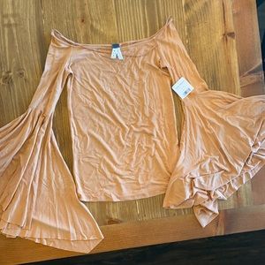 Free People birds of paradise shirt! NWT